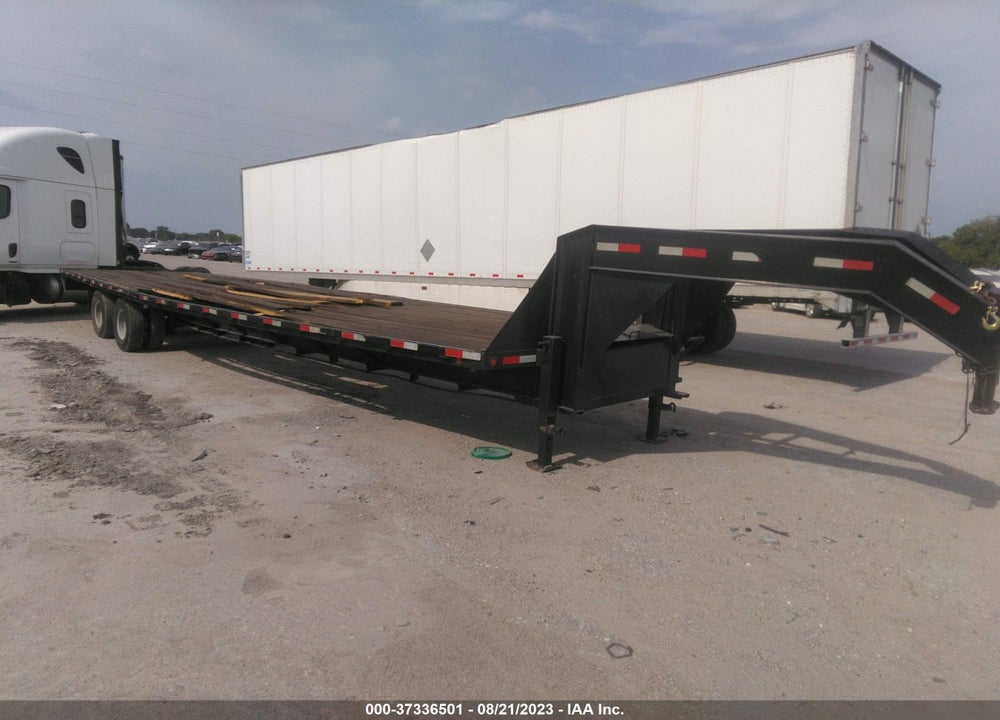 2008 TRAILER LAMAR VIN: 5RVGN40268M000345