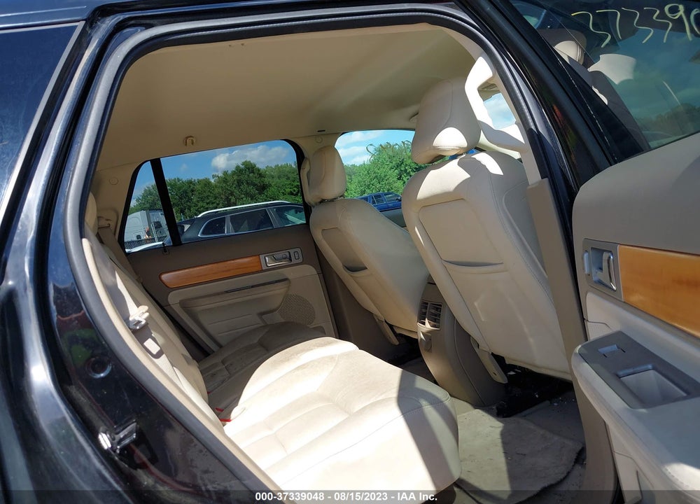 2007 LINCOLN MKX VIN: 2LMDU88C37BJ06860