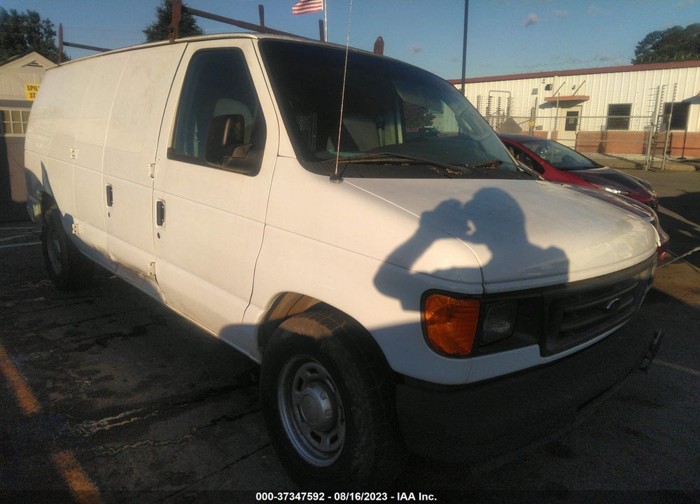 2004 FORD E-150 RECREATIONAL/COMMERCIAL VIN: 1FTRE14W44HA53210