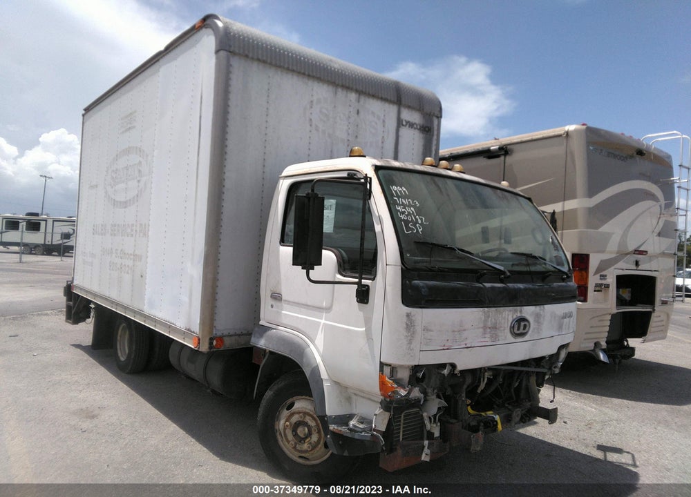1999 NISSAN DIESEL UD1200 VIN: JNAUXV1J2XA400182
