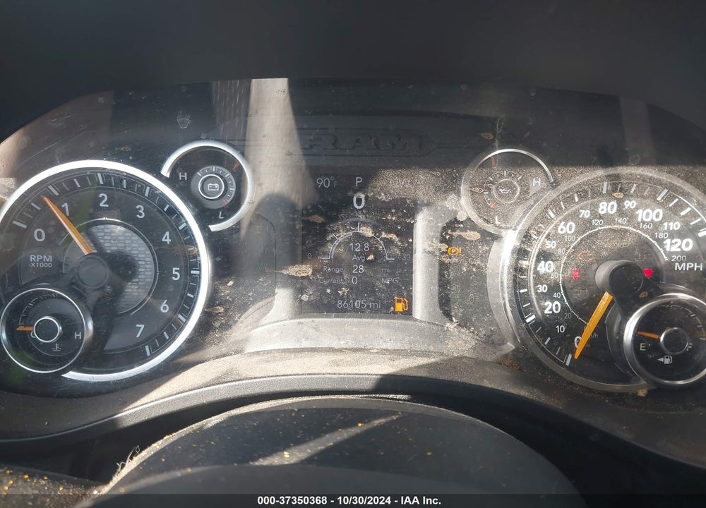 2019 RAM 1500 TRADESMAN 4X4 6'4 BOX VIN: 1C6SRFCTXKN651897
