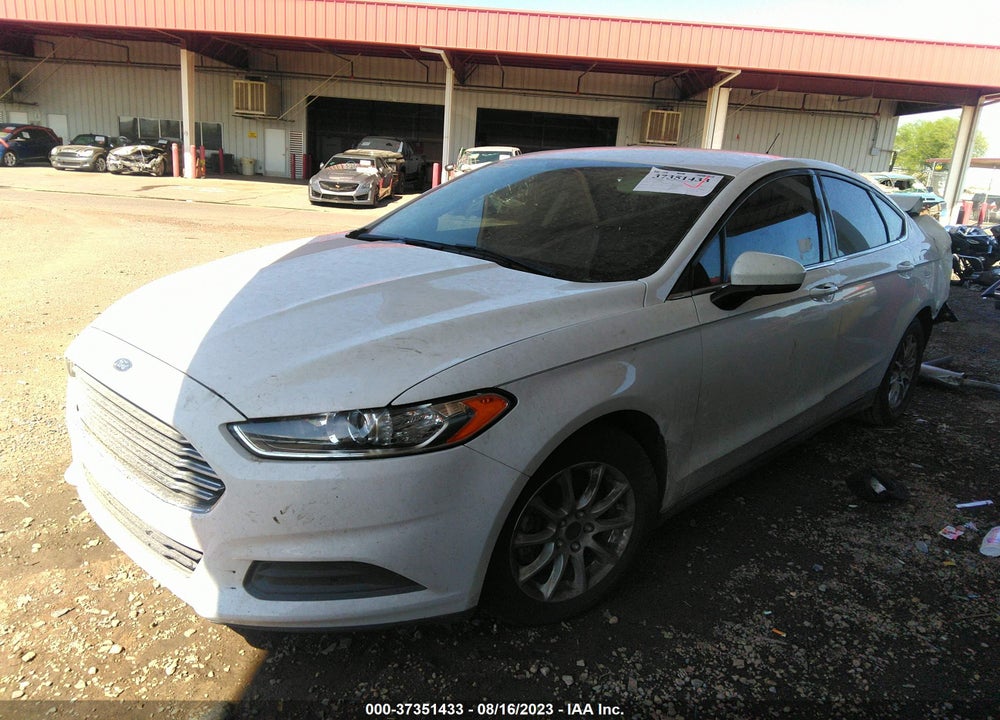 2015 FORD FUSION S VIN: 3FA6P0G7XFR144453