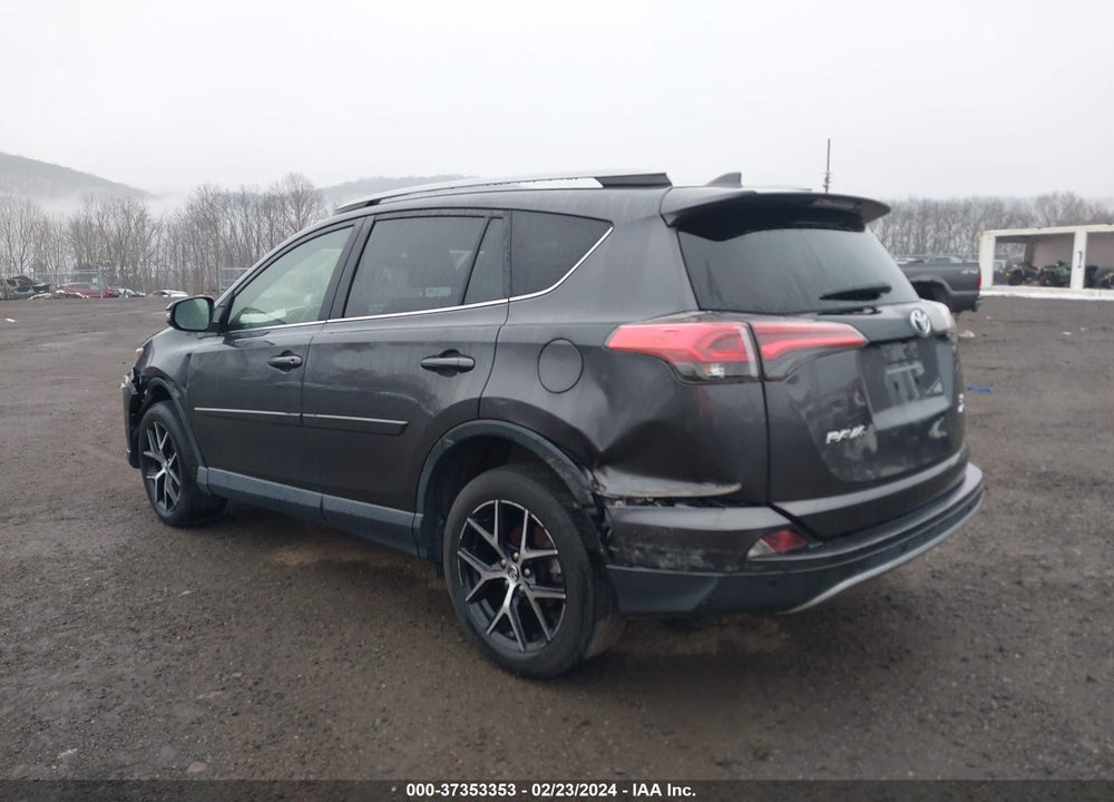 2018 TOYOTA RAV4 SE VIN: JTMJFREV2JJ181979