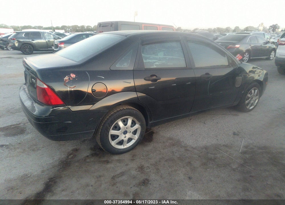 2005 FORD FOCUS ZX4 VIN: 1FAFP34N55W188893