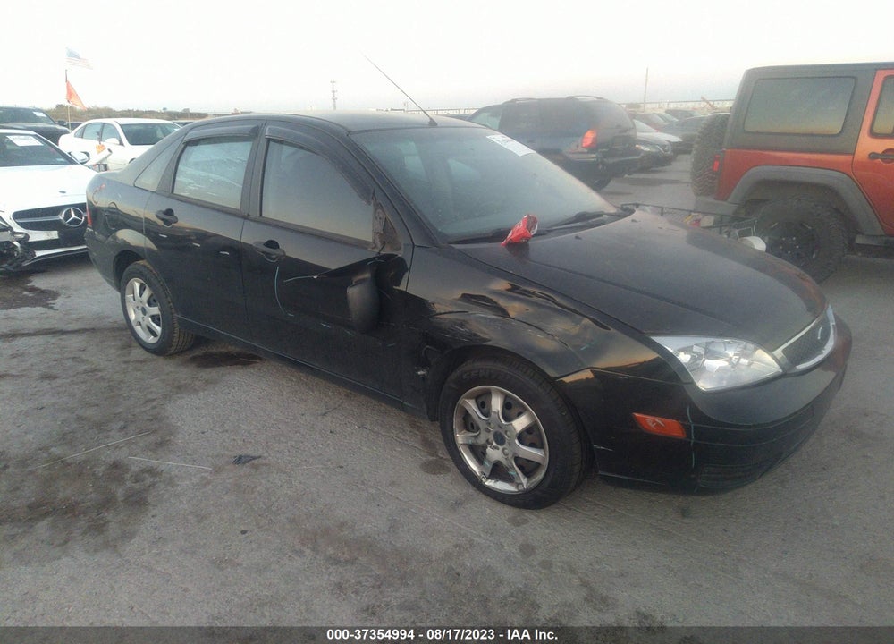 2005 FORD FOCUS ZX4 VIN: 1FAFP34N55W188893