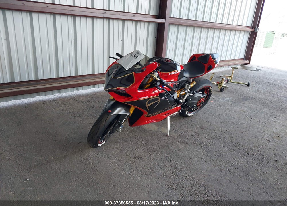 2012 DUCATI SUPERBIKE 1199 PANIGALE/S VIN: ZDM14BPW5CB000474