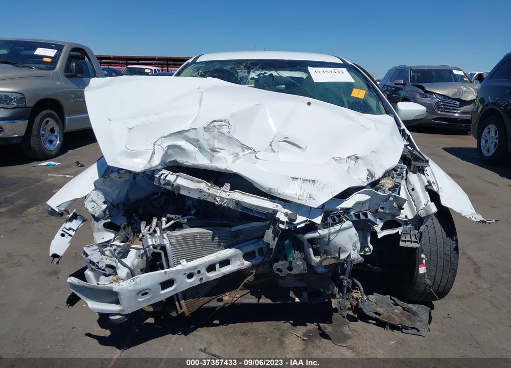 2015 FORD FOCUS SE VIN: 1FADP3F29FL386051