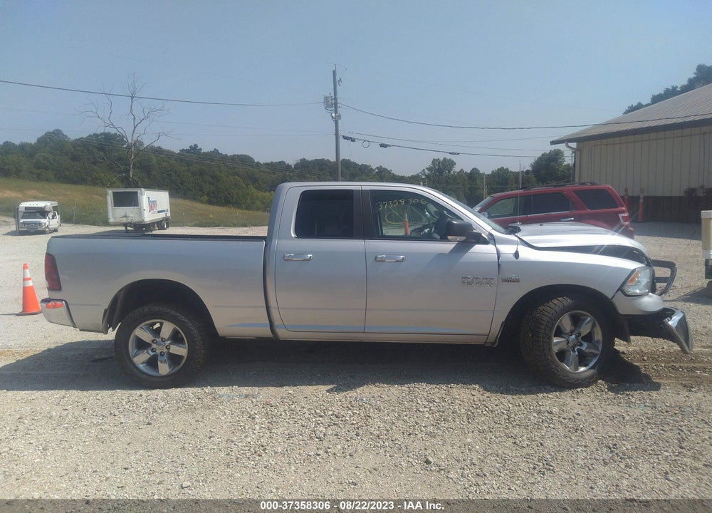 2017 RAM 1500 BIG HORN 4X4 6'4 BOX VIN: 1C6RR7GT8HS715783