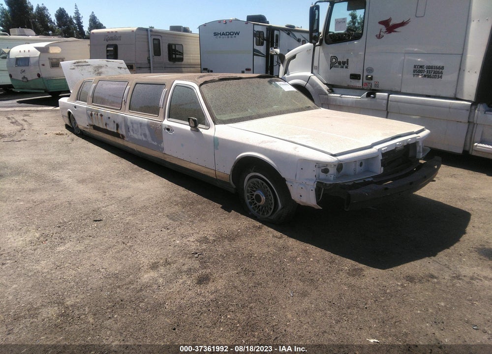 1994 LINCOLN TOWN CAR EXECUTIVE VIN: 1LNLM81W3RY652690