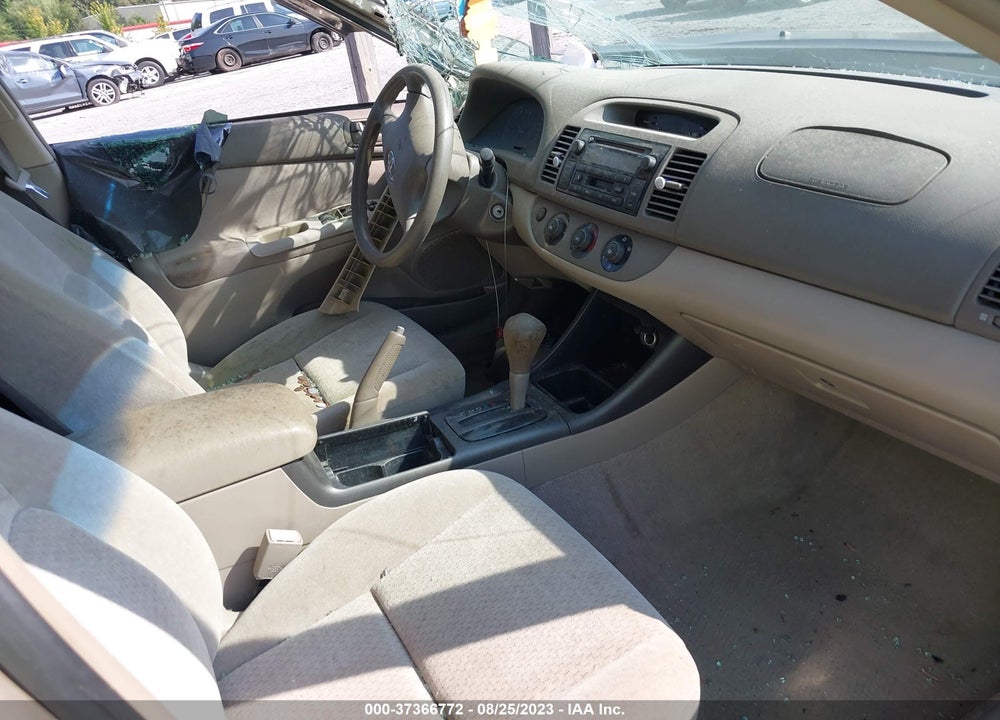 2002 TOYOTA CAMRY LE VIN: 4T1BE32K42U069839