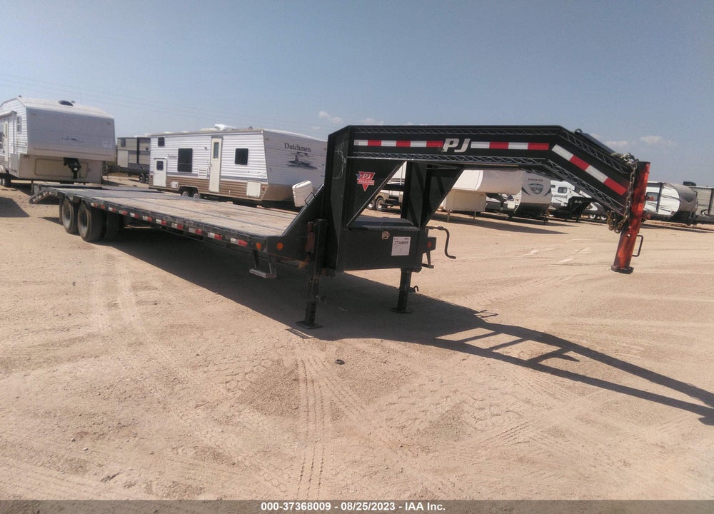 2021 PJ TRAILERS --- VIN: 4P5LD3228M1357935