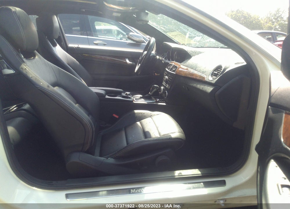 2012 MERCEDES-BENZ C 250 VIN: WDDGJ4HB0CF745637