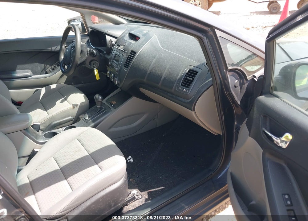 2015 KIA FORTE LX VIN: KNAFX4A63F5327260