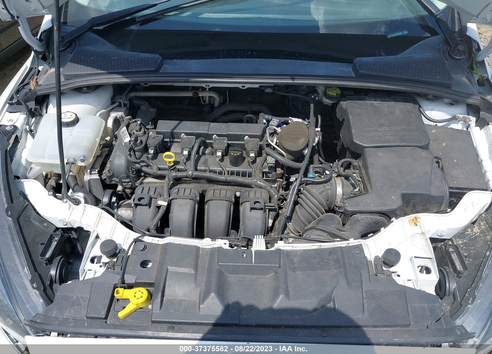 2015 FORD FOCUS SE VIN: 1FADP3K26FL316657