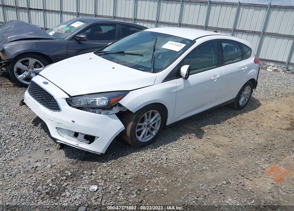 2015 FORD FOCUS SE VIN: 1FADP3K26FL316657