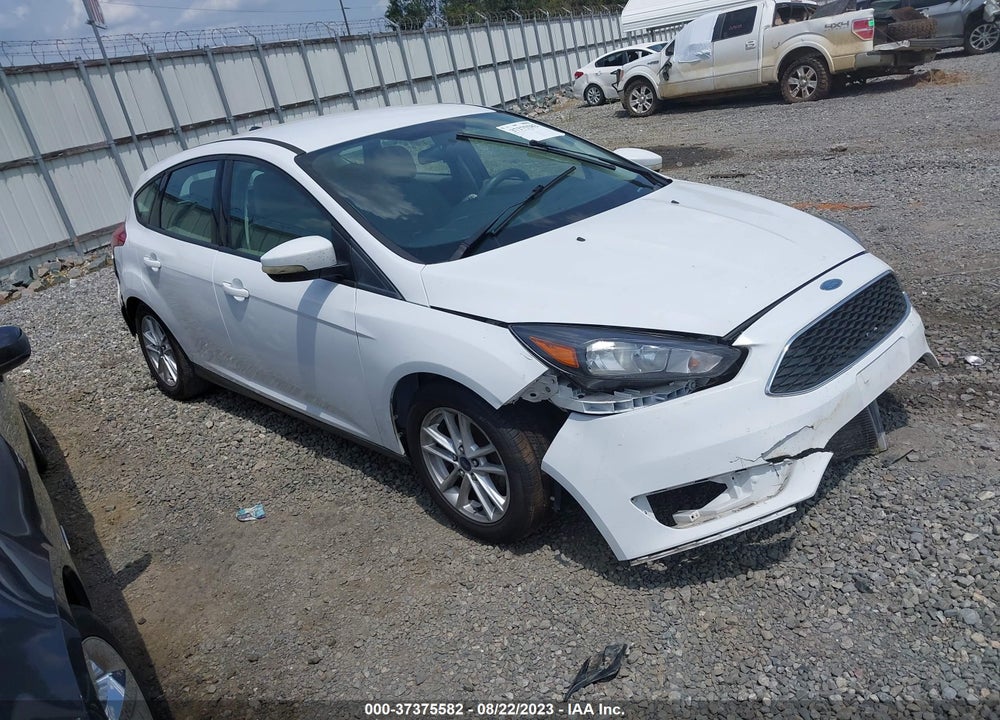 2015 FORD FOCUS SE VIN: 1FADP3K26FL316657