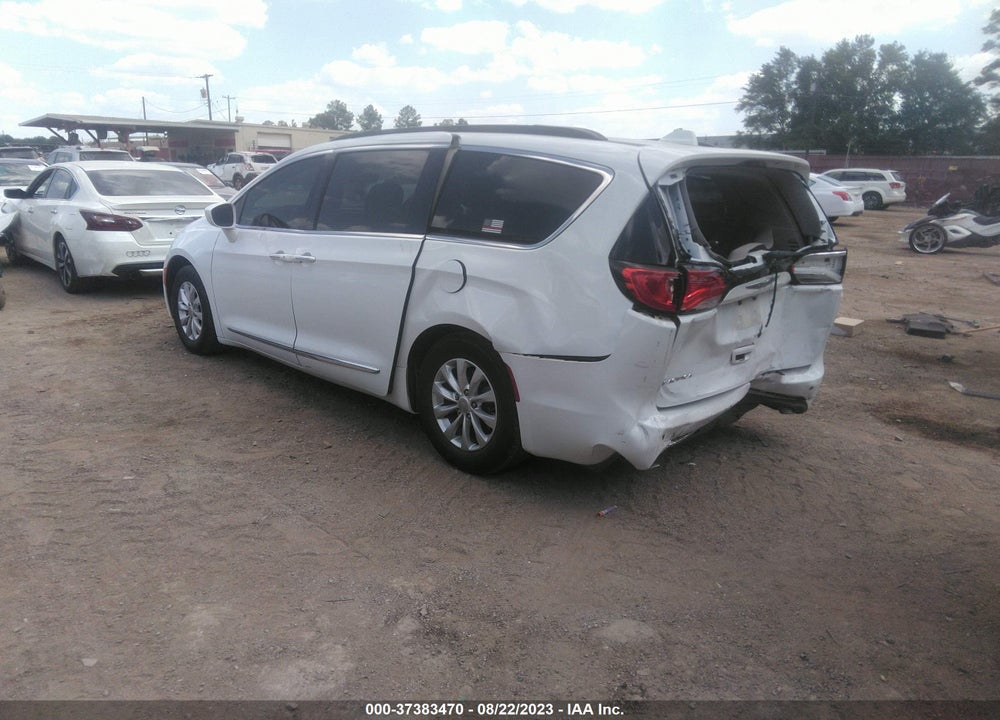 2017 CHRYSLER PACIFICA TOURING L VIN: 2C4RC1BG6HR810605
