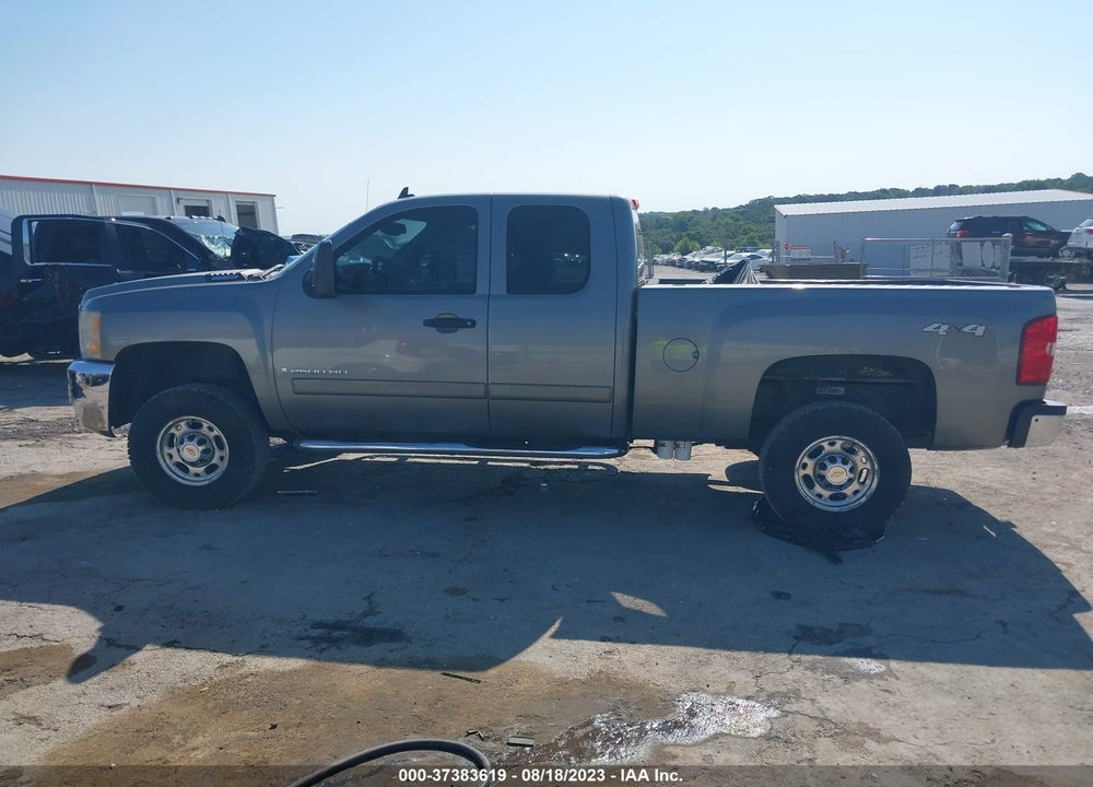 2008 CHEVROLET SILVERADO 2500HD LT2 VIN: 1GCHK29688E127402