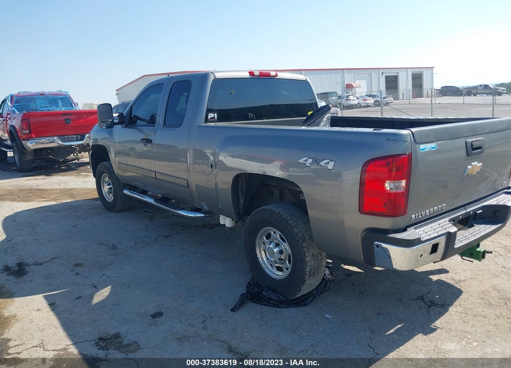 2008 CHEVROLET SILVERADO 2500HD LT2 VIN: 1GCHK29688E127402