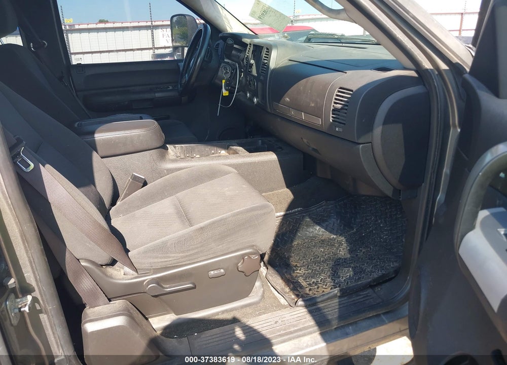 2008 CHEVROLET SILVERADO 2500HD LT2 VIN: 1GCHK29688E127402