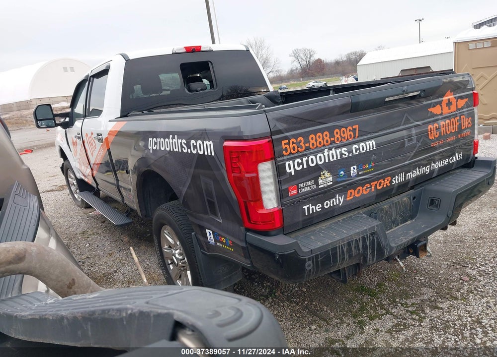 2017 FORD F-250 PLATINUM VIN: 1FT7W2B69HEB99168