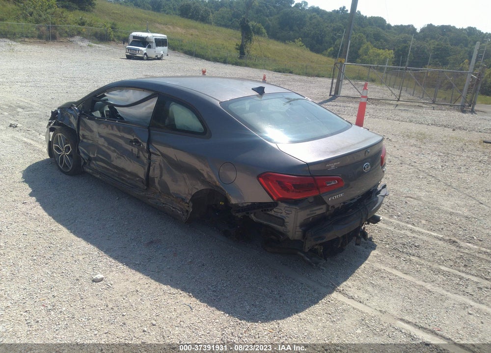 2016 KIA FORTE KOUP SX VIN: KNAFZ6A31G5642605