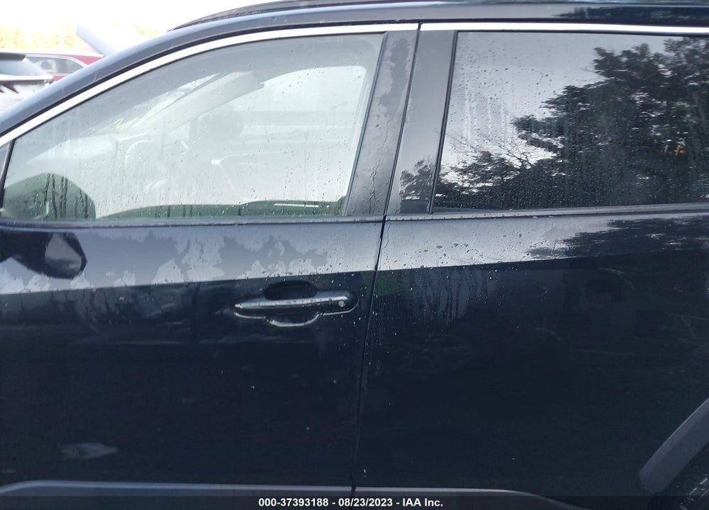 2020 TOYOTA RAV4 XLE PREMIUM VIN: JTMA1RFV3LD058545