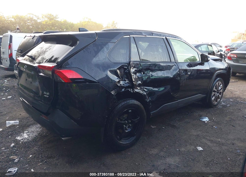 2020 TOYOTA RAV4 XLE PREMIUM VIN: JTMA1RFV3LD058545