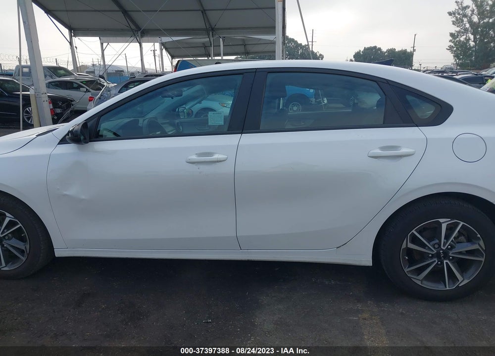 2023 KIA FORTE LXS VIN: 3KPF24AD7PE560726