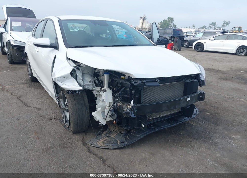 2023 KIA FORTE LXS VIN: 3KPF24AD7PE560726