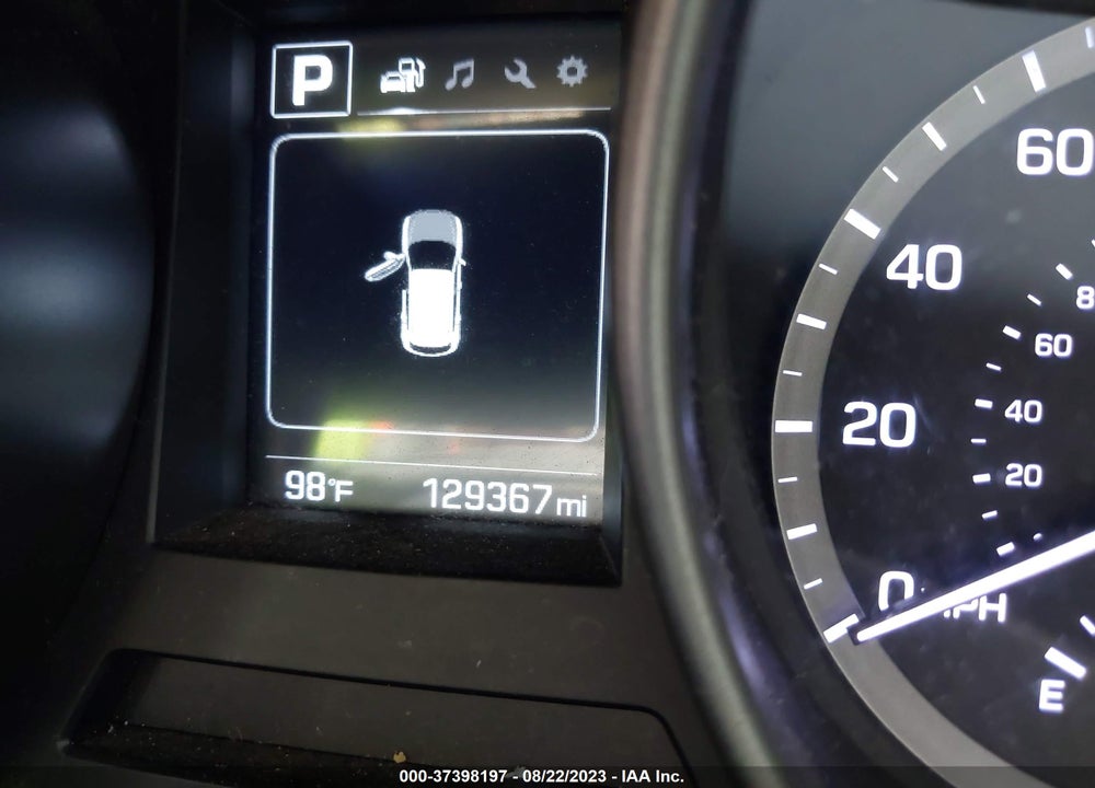 2017 HYUNDAI SANTA FE SE VIN: KM8SM4HF5HU183750