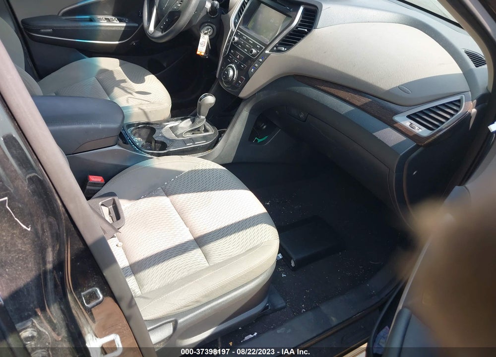 2017 HYUNDAI SANTA FE SE VIN: KM8SM4HF5HU183750
