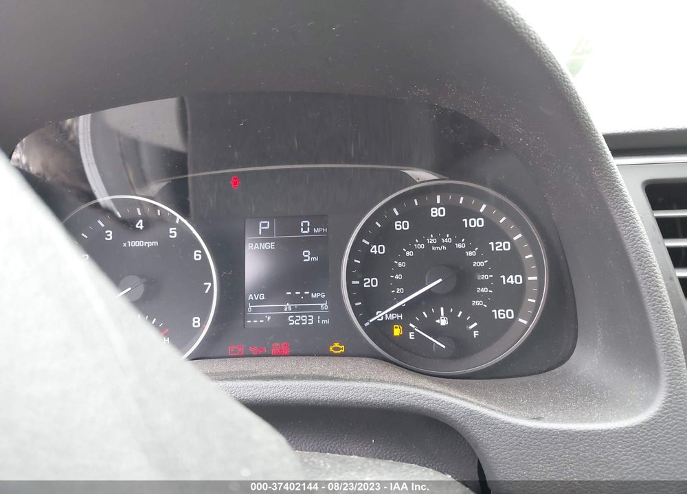 2017 HYUNDAI ELANTRA SE VIN: KMHD84LF3HU382655