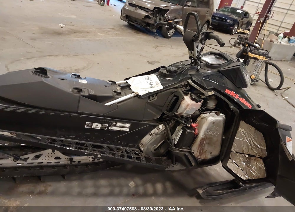 2015 SKI DOO SUMMIT 800 X VIN: 2BPSTEFC5FV000726