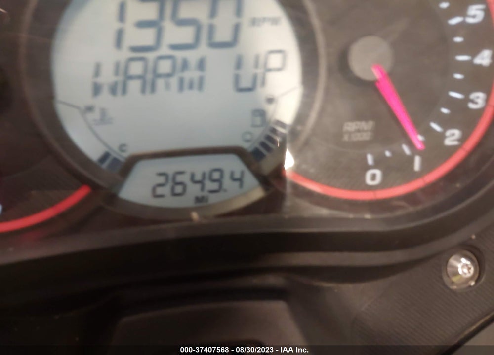 2015 SKI DOO SUMMIT 800 X VIN: 2BPSTEFC5FV000726