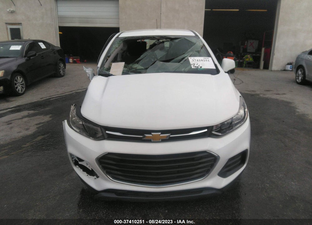 2019 CHEVROLET TRAX LS VIN: 3GNCJKSB7KL319221
