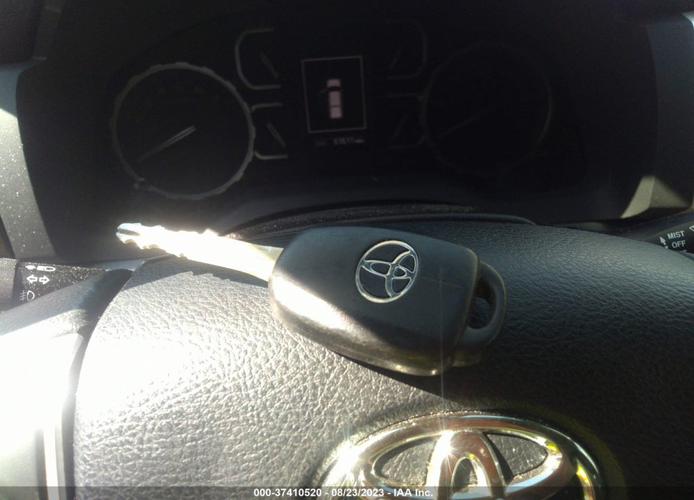 2019 TOYOTA TUNDRA SR5 5.7L V8 VIN: 5TFDY5F17KX818908