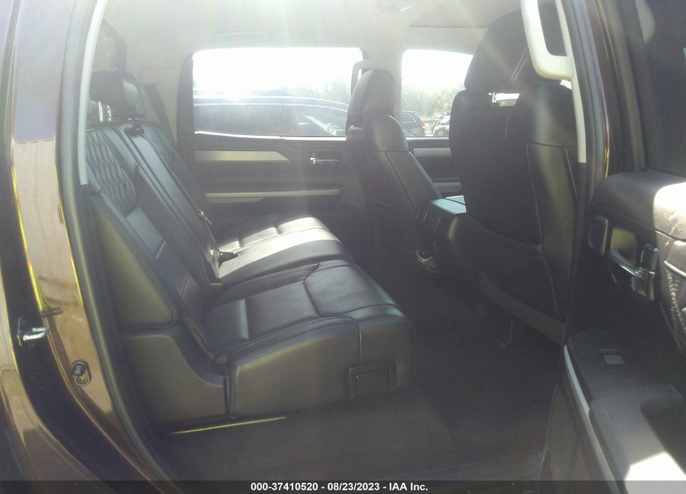 2019 TOYOTA TUNDRA SR5 5.7L V8 VIN: 5TFDY5F17KX818908