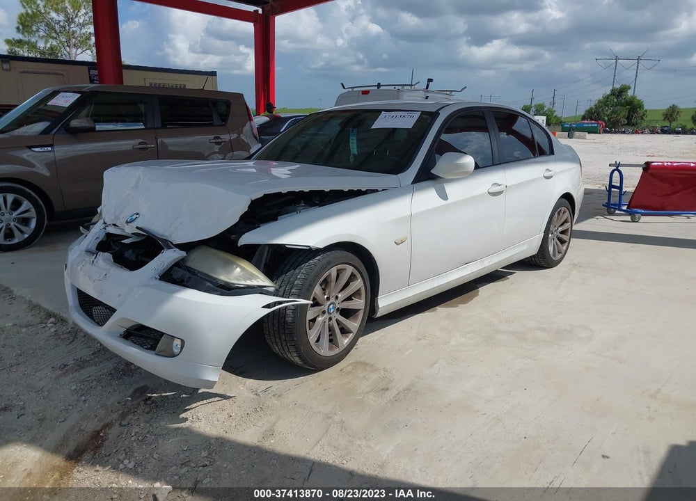 2011 BMW 328I VIN: WBAPH7G55BNN02216