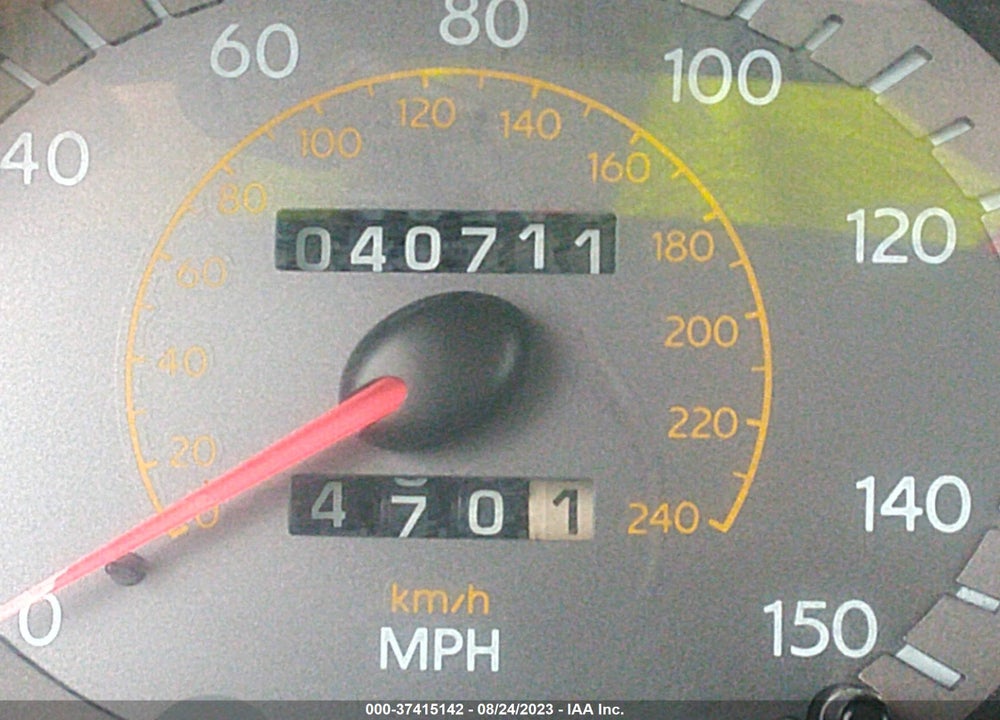 2001 HYUNDAI TIBURON VIN: KMHJG25F21U244201