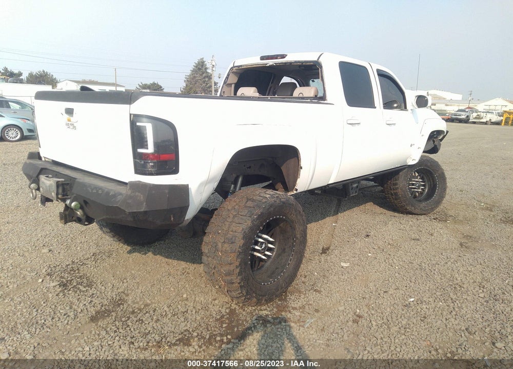 2011 CHEVROLET SILVERADO 2500HD LTZ VIN: 1GC1KYC89BF184756
