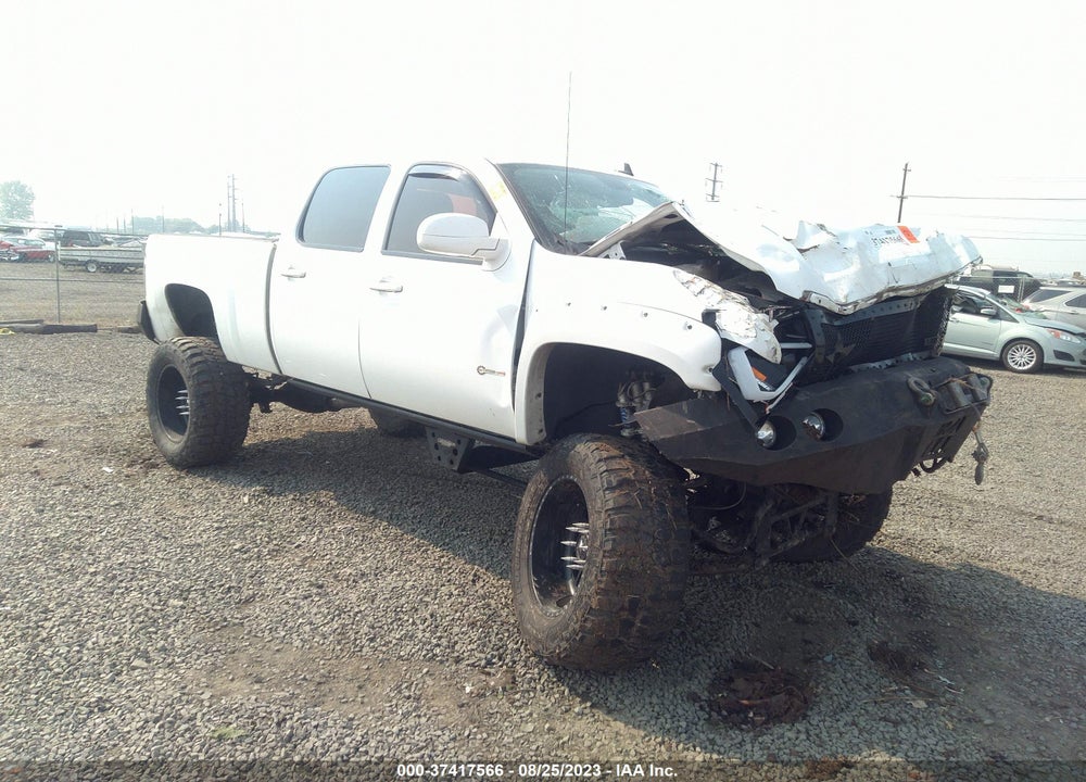 2011 CHEVROLET SILVERADO 2500HD LTZ VIN: 1GC1KYC89BF184756