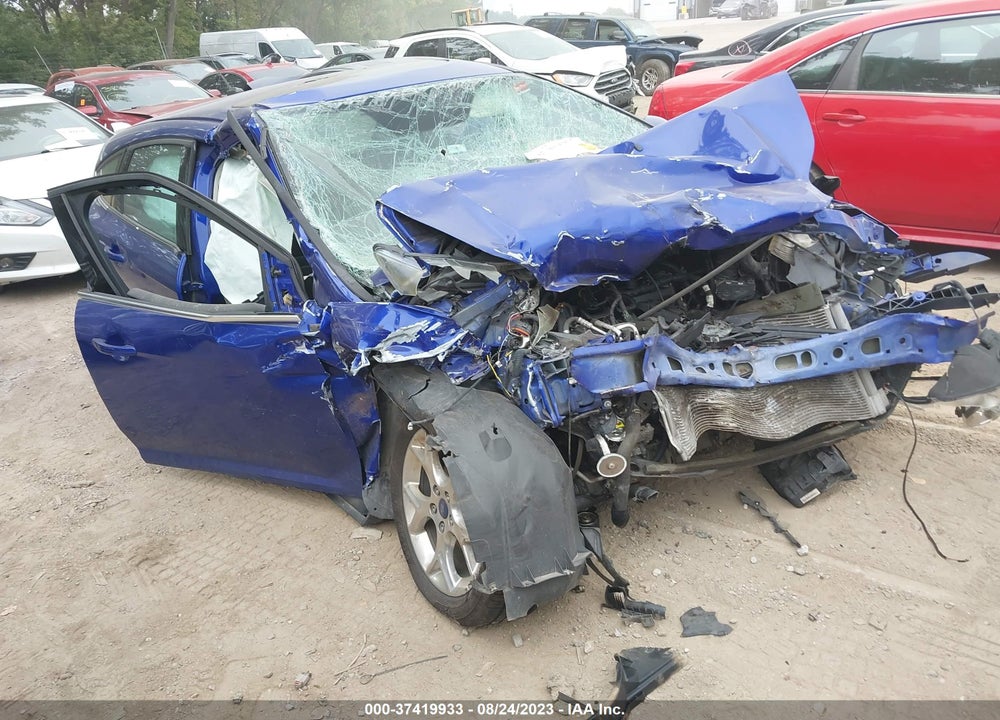 2014 FORD FOCUS TITANIUM VIN: 1FADP3N29EL422952