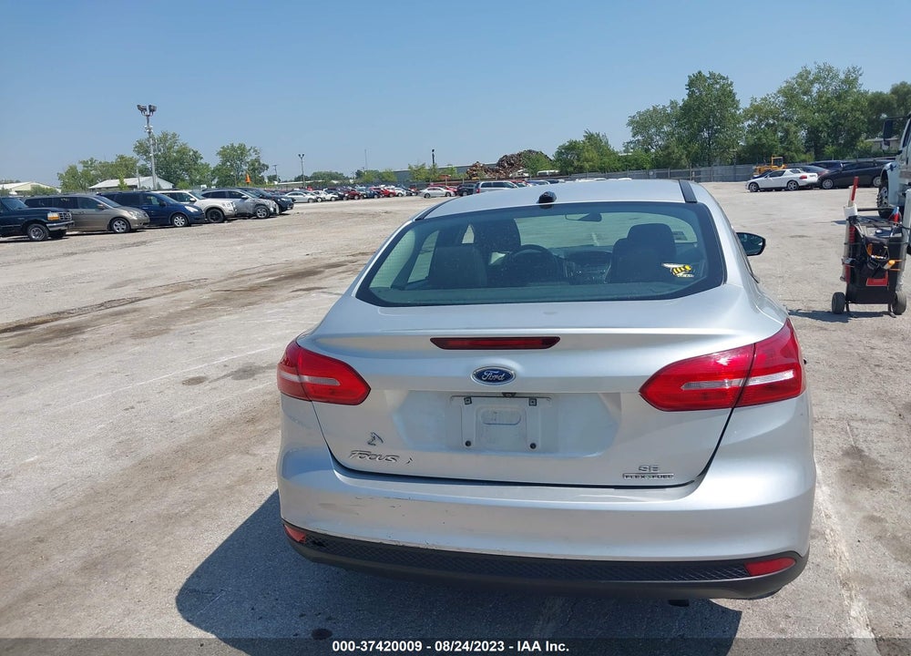 2015 FORD FOCUS SE VIN: 1FADP3F27FL304978
