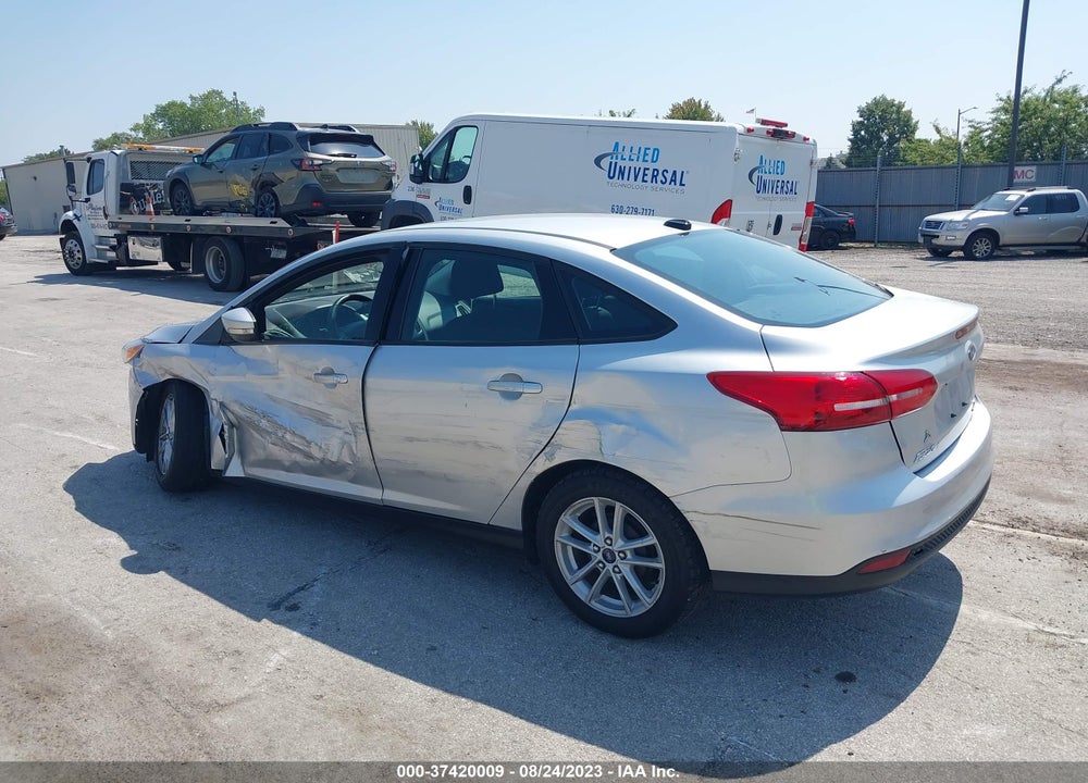 2015 FORD FOCUS SE VIN: 1FADP3F27FL304978