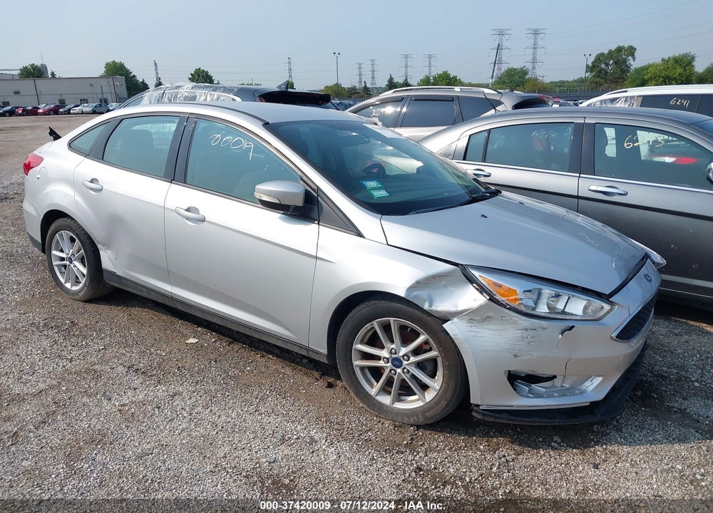 2015 FORD FOCUS SE VIN: 1FADP3F27FL304978