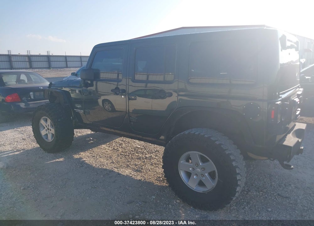 2011 JEEP WRANGLER UNLIMITED SAHARA VIN: 1J4HA5H10BL542561