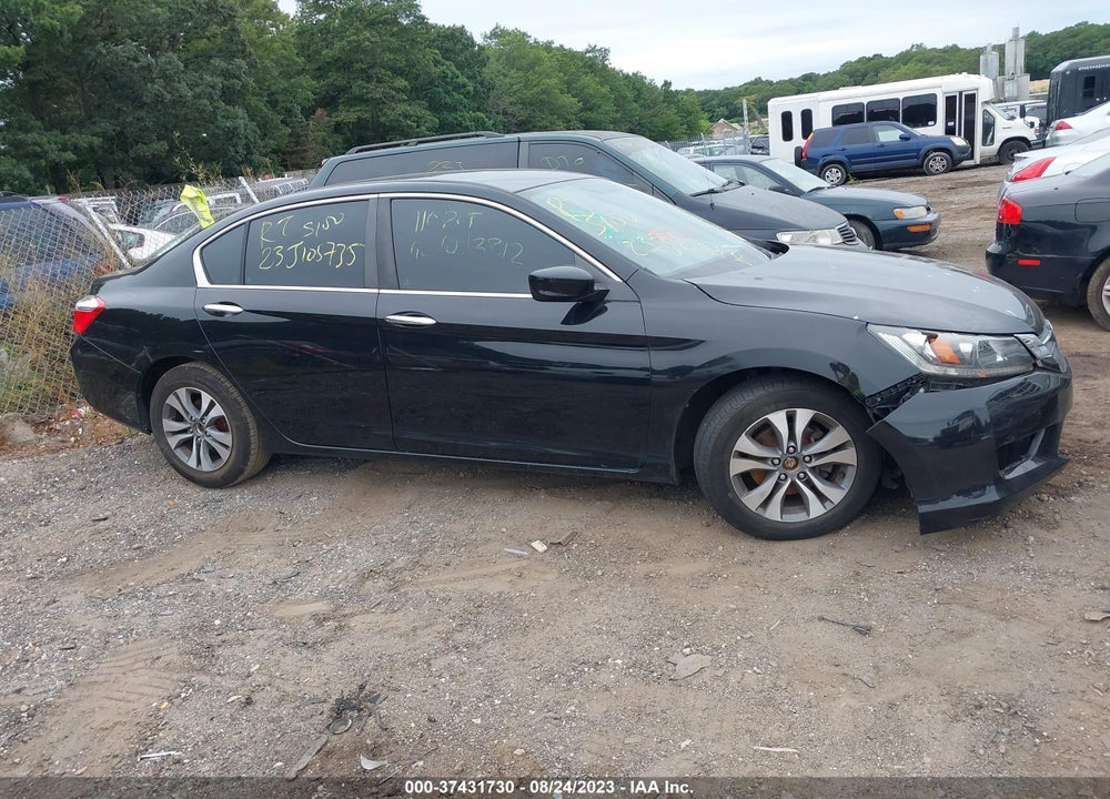 2015 HONDA ACCORD LX VIN: 1HGCR2F38FA239588