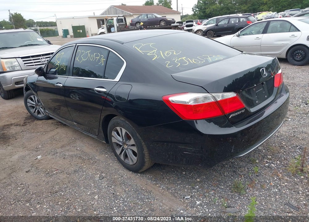 2015 HONDA ACCORD LX VIN: 1HGCR2F38FA239588