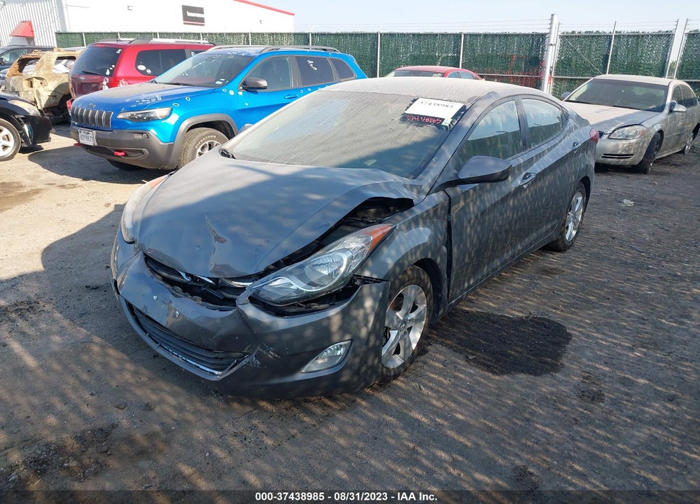 2013 HYUNDAI ELANTRA GLS VIN: 5NPDH4AE0DH372037
